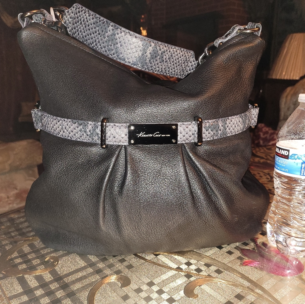 Kenneth Cole Bag